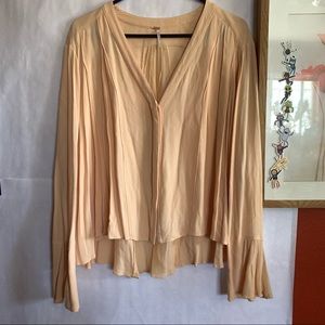 Free People long sleeve flowy top size Medium